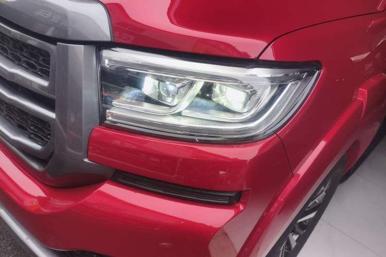 Used Great Wall Poer 2024 2.4T Passenger Version Automatic Diesel 4x4 Comfort Trim
