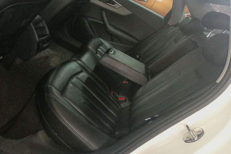 Used Audi A4L 2018 30th Anniversary Edition 40 TFSI Trendy Model Left Rear Seat