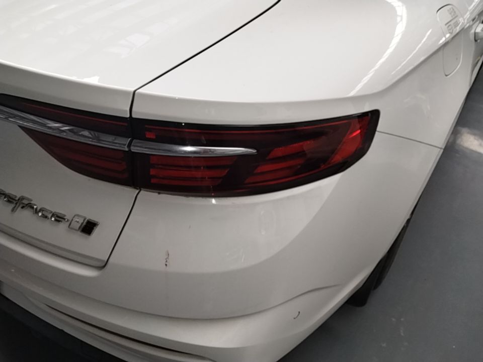 Geely Auto Preface 2023 2.0TD Prestige Version — снимка 9