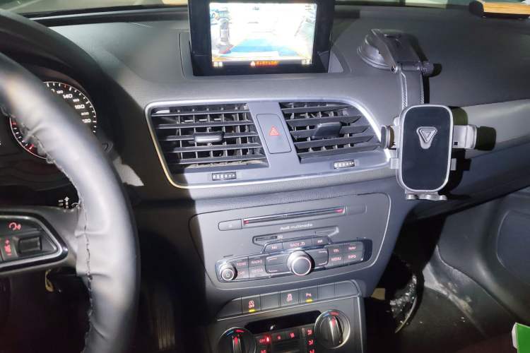 Used Audi Q3 2017 35 TFSI Fashion Model
