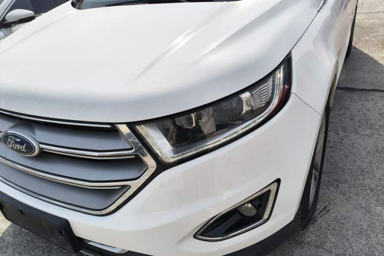 Used Ford Edge 2018 EcoBoost 245 Two-Wheel-Drive Titanium 7-Seater China V Standard
