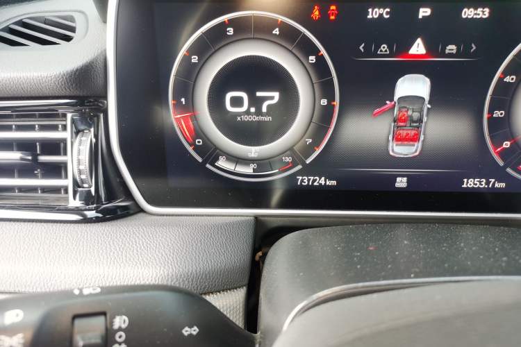 Used Hongqi HS5 2022 Facelifted Version 2.0T Smart Connect Flagship All-Wheel-Drive Edition
