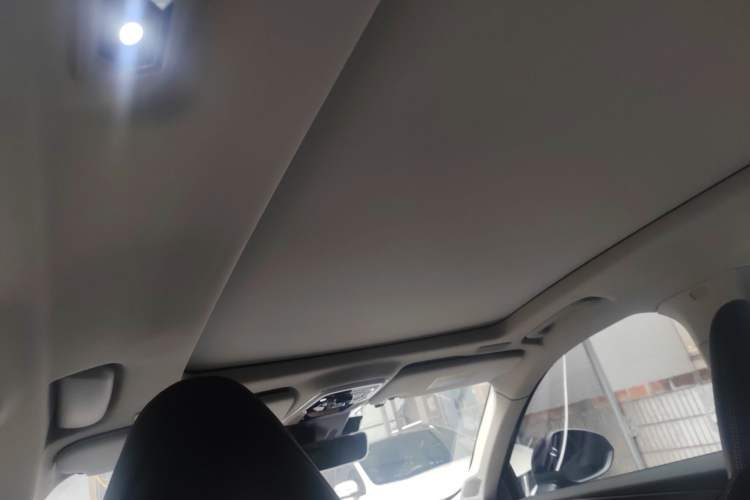 Used Lynk & Co 01 2024 2.0TD Two-Wheel Drive Global Pro Headliner