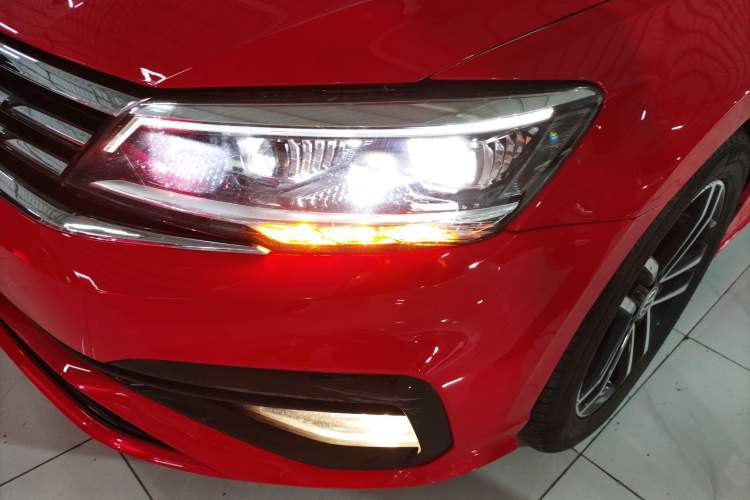 Used Volkswagen Lamando 2019 280TSI DSG Comfort Edition China VI standard