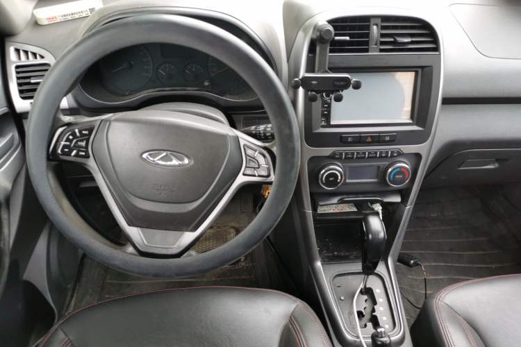 Used Chery Tiggo 3 2014 1.6L CVT ZhiShang Edition
