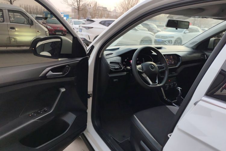 Used Volkswagen Tacqua 2020 1.5L Automatic Yue