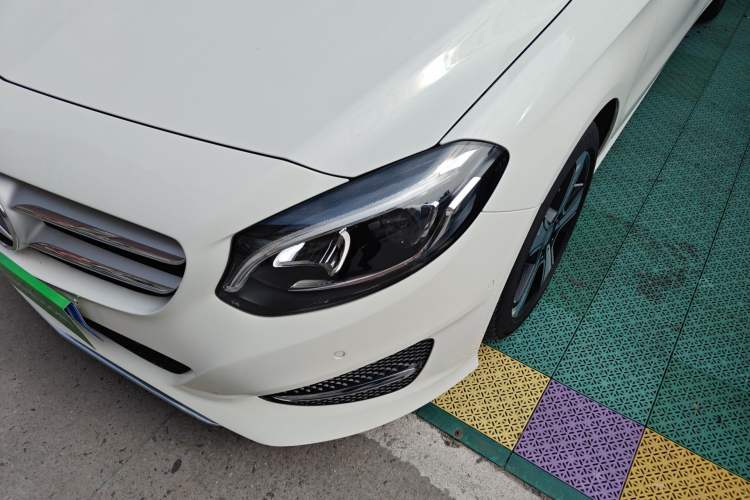 Used Mercedes-Benz B-Class 2016 B 200 Exclusive Edition