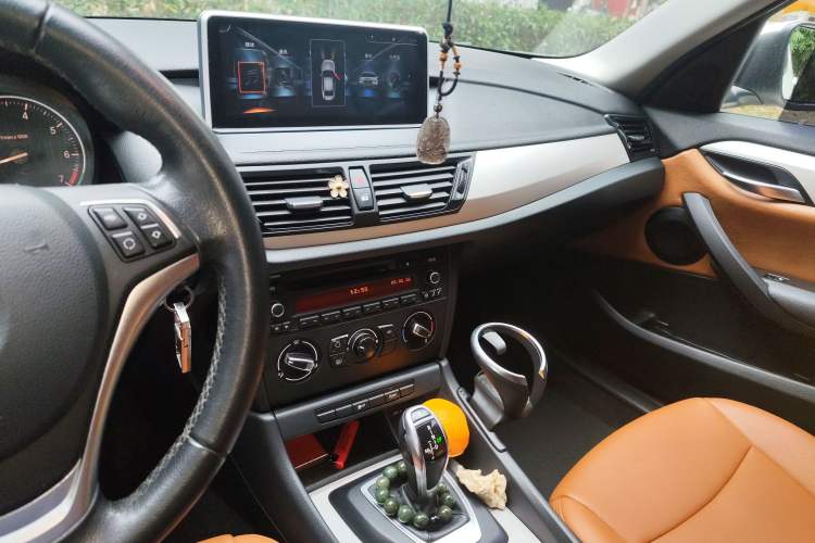 Used BMW X1 2014 sDrive18i Fashion Model