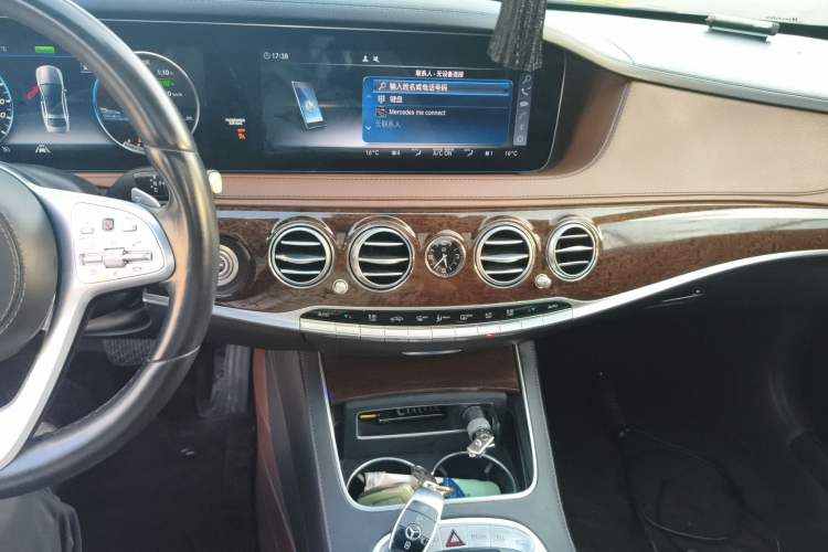 Used Mercedes-Benz S-Class 2019 S 320 L
