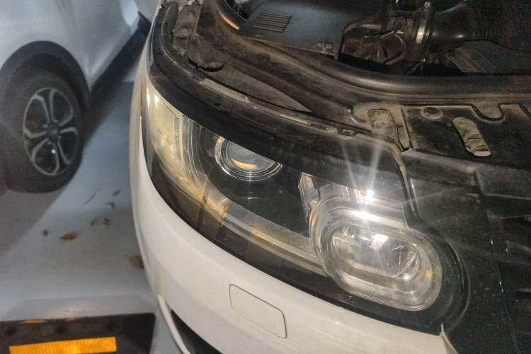 Used Land Rover Range Sport 2014 3.0 SC V6 HSE
