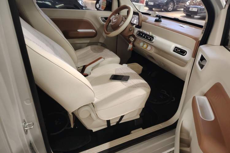 Used Wuling Hongguang MINIEV 2024 3rd Generation 215km Youth Edition