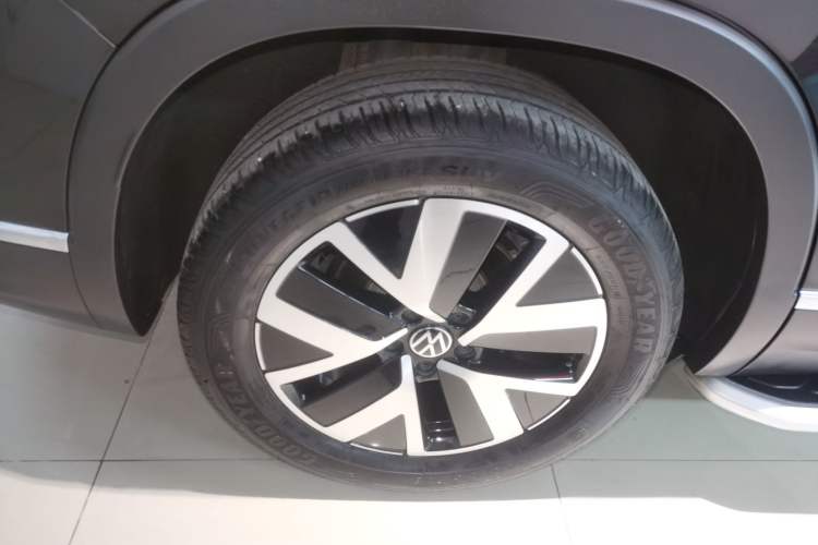 Used Volkswagen Tayron 2024 330TSI Two-Wheel Drive Luxury Plus Advanced Version
