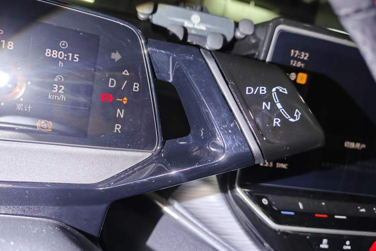 Used Volkswagen ID.4 CROZZ 2024 PURE+ model
