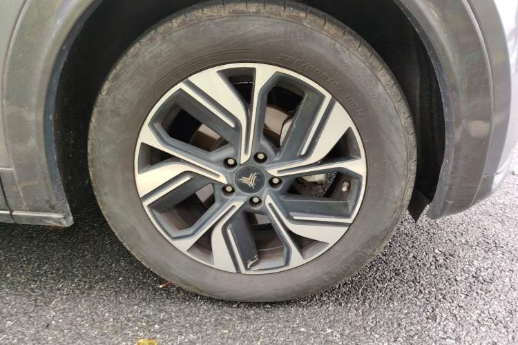 Used NETA U 2022 NETA U-Ⅱ 500 Lithium-Ion Right Front Wheel Hub