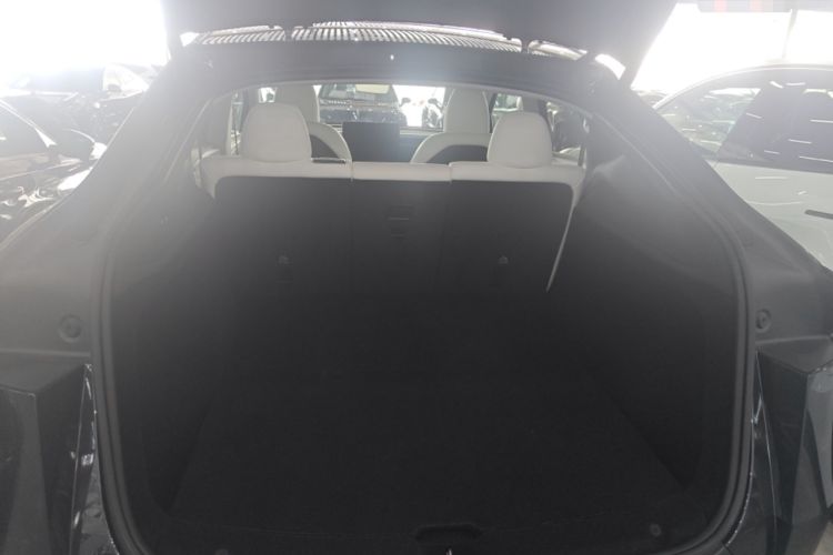 Used Tesla Model Y 2025 Rear-Wheel Drive First Edition
