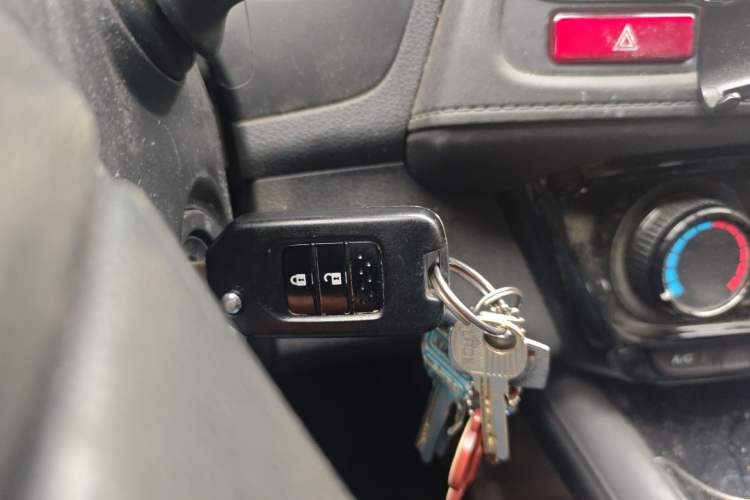 Used Honda Vezel 2017 1.5L CVT 2WD Comfort Model Vehicle Key