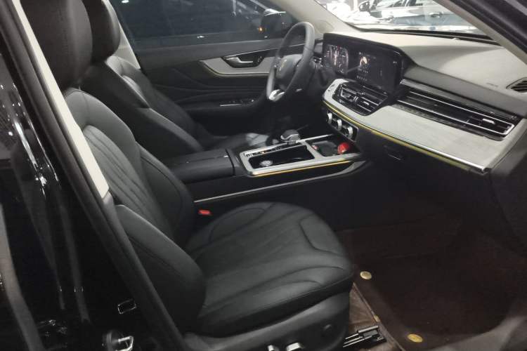 Used Hongqi HS5 2025 2.0T All-Wheel-Drive Flagship Pro Edition
