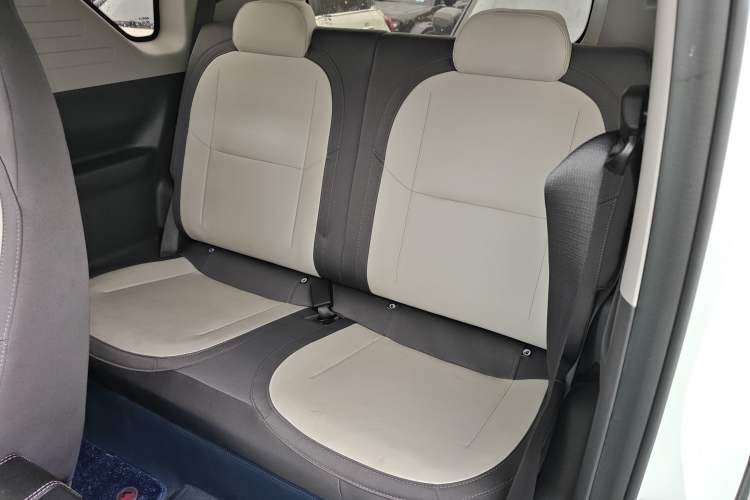 Used Geely Galaxy Panda 2025 210km Panda Kart Left Rear Seat