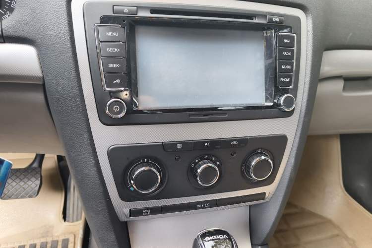 Used Skoda Octavia 2014 1.6L Automatic Yijie Edition
