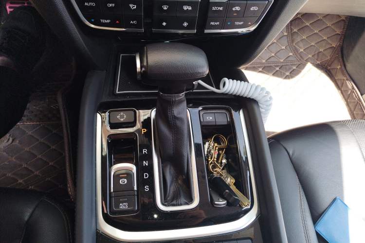 Used GAC Trumpchi GS8 2017 320T Two-Wheel Drive Luxury Edition (7 Seats)
