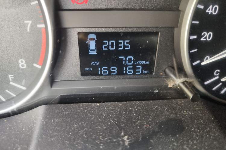 Used JAC Refine M3 2019 IKEA Edition 1.8L Luxury Smart Model