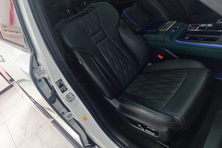 Used GAC Trumpchi GS8 2022 Flagship Series 2.0 TGDI Two-Wheel-Drive Prestige Edition (6-seater)