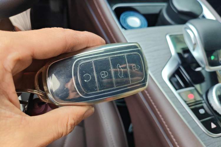 Used Chery Tiggo 8 PLUS 2024 Champion Edition 390TGDI DCT Bold Version 7-Seater