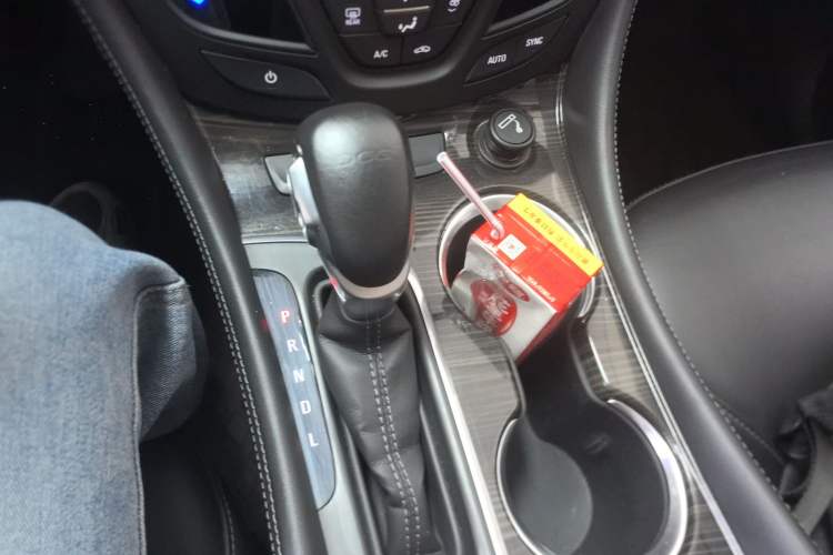 Used Buick Envision 2018 20T Two-Wheel-Drive Elite Model