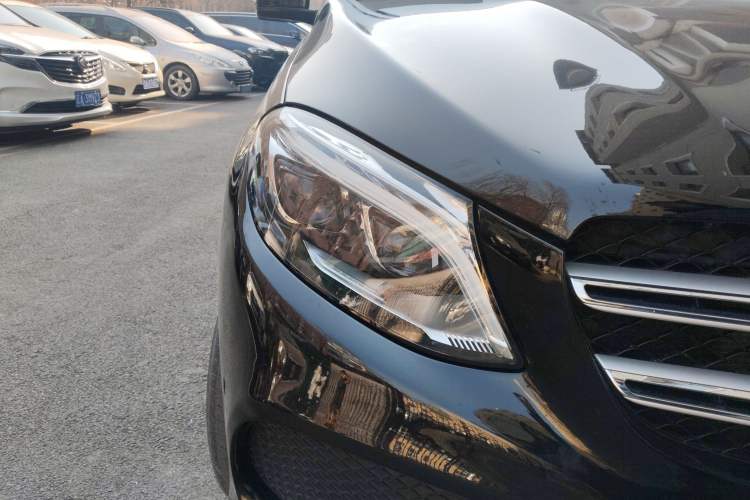 Used Mercedes-Benz GLE-Class 2018 GLE 320 4MATIC Dynamic Edition Collector's Edition
