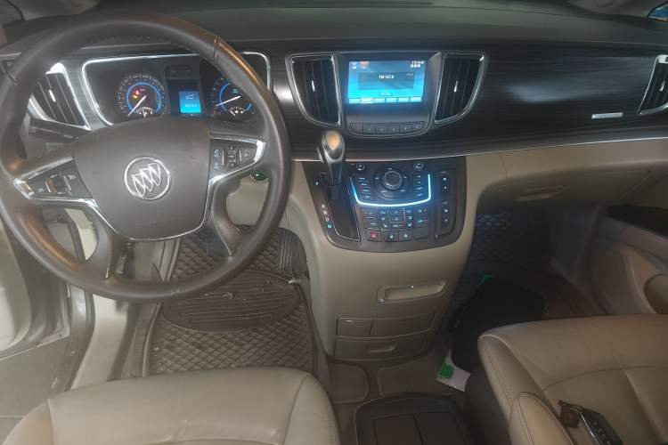 Used Buick GL8 2011 3.0L GT Luxury Business Haoya Edition
