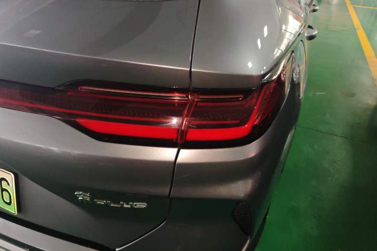 Used BYD Song PLUS New Energy 2023 Champion Edition EV 520KM Prestige Model
