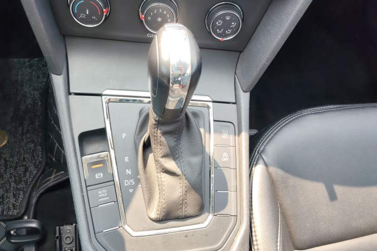 Used Volkswagen Lamando 2021 230TSI DSG Fashion Edition
