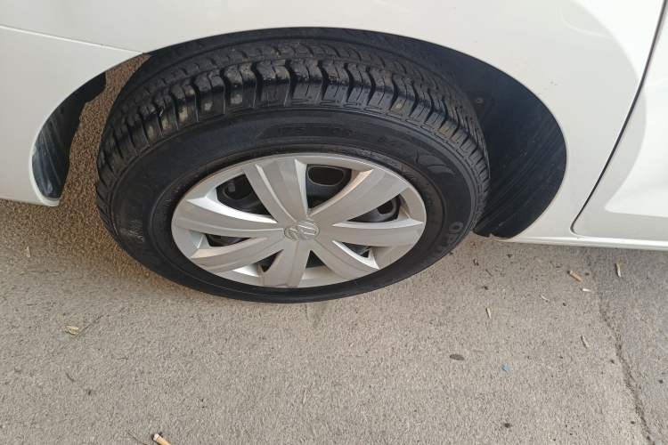 Used Volkswagen Jetta 2017 1.5L Manual Fashion Edition