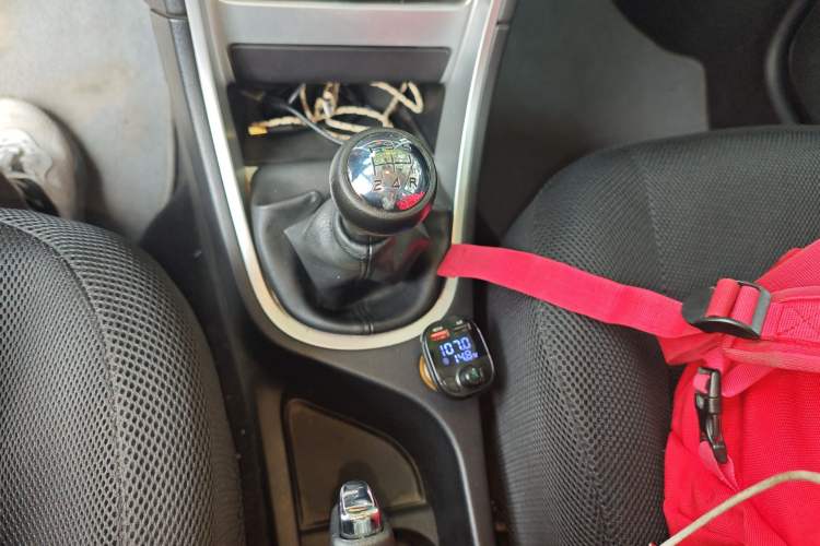 Used Peugeot 307 2012 Hatchback 1.6L Manual Comfort Edition Gear Lever