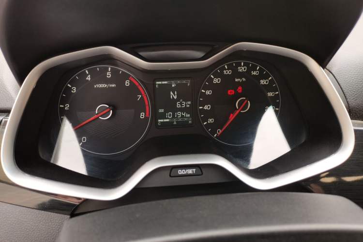 Used Baojun 310 2017 1.5L Automatic Fashion Model