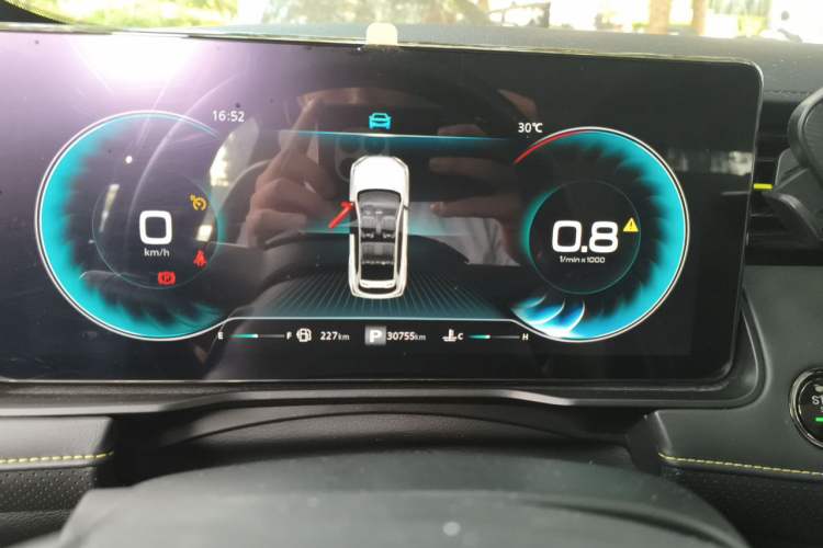 Used Roewe RX5 2021 PLUS 330TGI Automatic National Style Smart Enjoyment Edition
