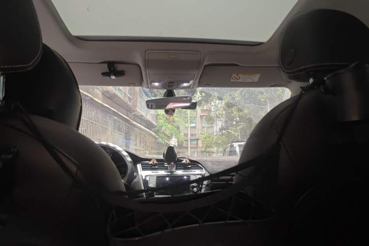 Used Volkswagen Tiguan L 2017 330TSI Automatic Two-Wheel Drive Flagship Edition
