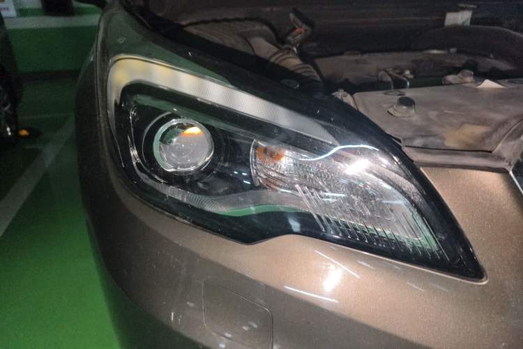 Used Buick Envision 2016 28T Four-Wheel Drive Elite Version