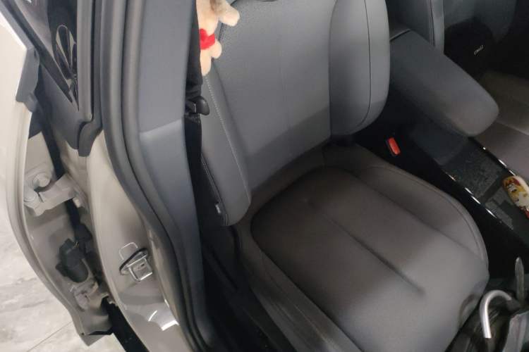 Used Lynk & Co Z20 2025 530 km Range Rear-Wheel Drive Pro
