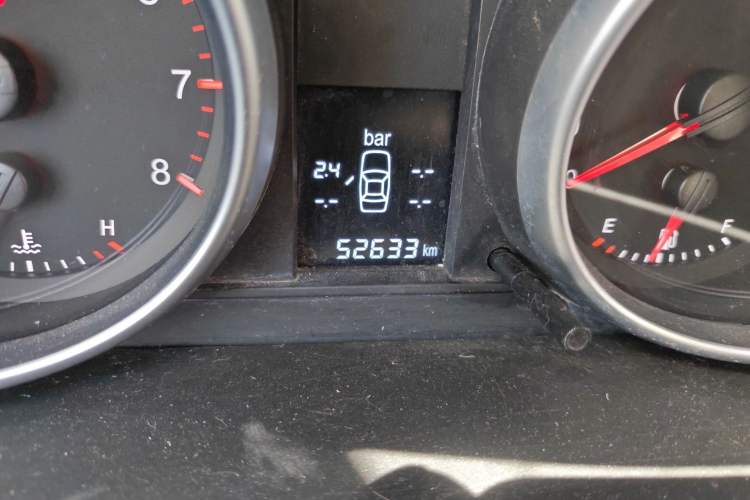 Used Haval H6 2011 2.0L Manual Two-Wheel Drive Elite Version Odometer Close Up