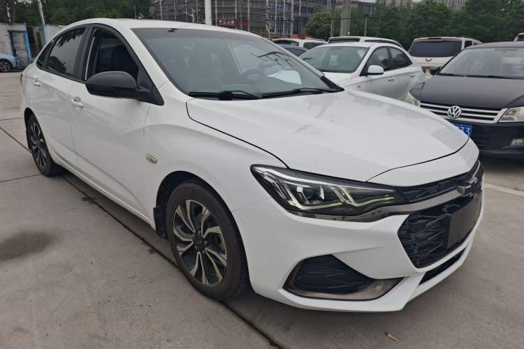 Used Chevrolet Monza 2020 Light Hybrid RS 330T Automatic Comfort Edition Front Right 45 Deg