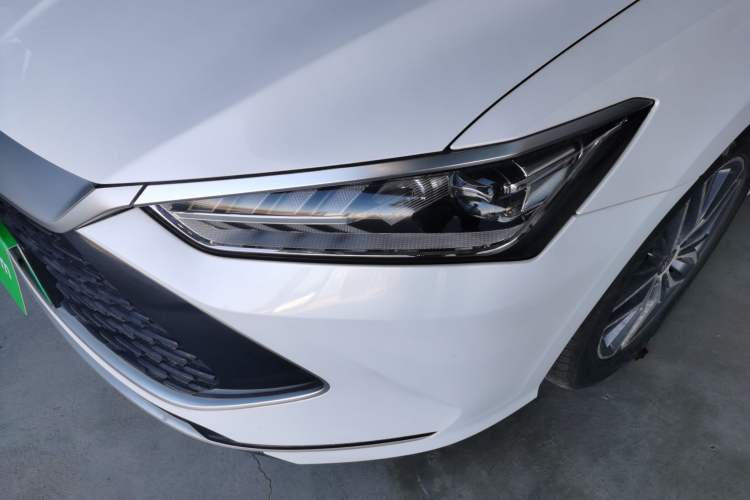 Used BYD Qin PLUS 2023 Champion Edition DM-i 120KM Leading Model
