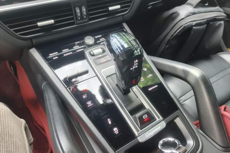 Used Porsche Cayenne E-Hybrid 2019 Cayenne E-Hybrid 2.0T