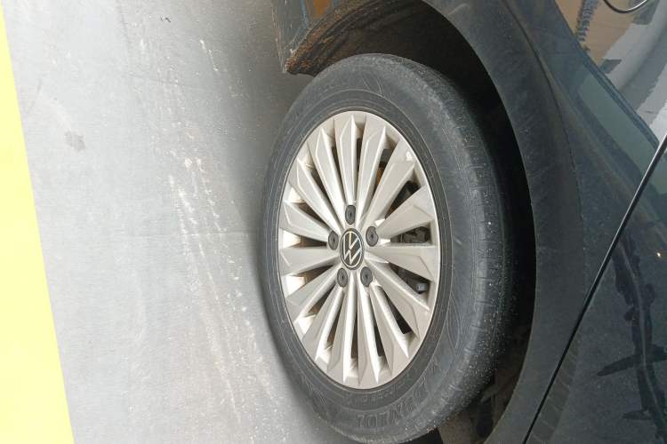 Used Volkswagen Lavida 2021 1.5L Automatic Comfort Edition
