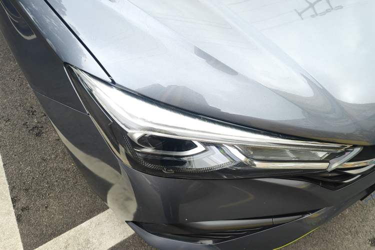 Used Roewe i5 2021 1.5L Manual Platinum Edition