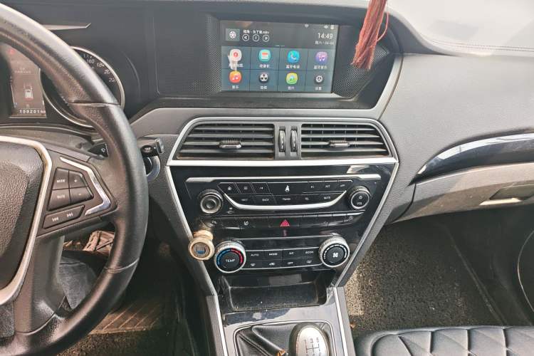 Used Leopaard CS10 2017 1.5T Manual Prestige Model
