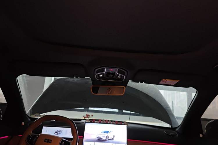 Used Geely Galaxy Xingjian 7 EM-i 2025 120km Flagship Edition
