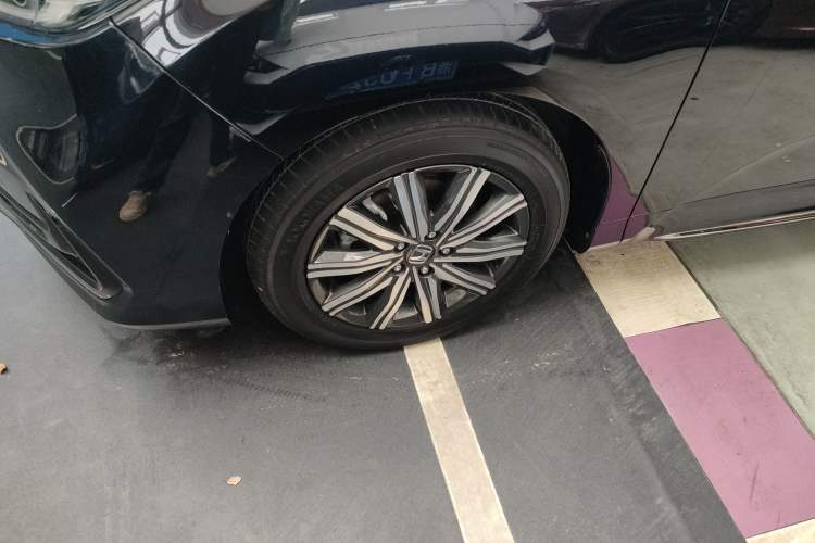 Used Honda Odyssey 2022 2.0L eHEV Sharp Enjoyment Edition Left Front Wheel Hub