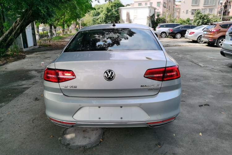 Used Volkswagen Magotan 2019 330TSI DSG Luxury Version China VI Standard