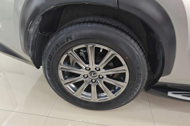 Used Lexus NX 2020 200 Front-Wheel Drive Freeline Edition China VI Standard Right Rear Wheel Hub